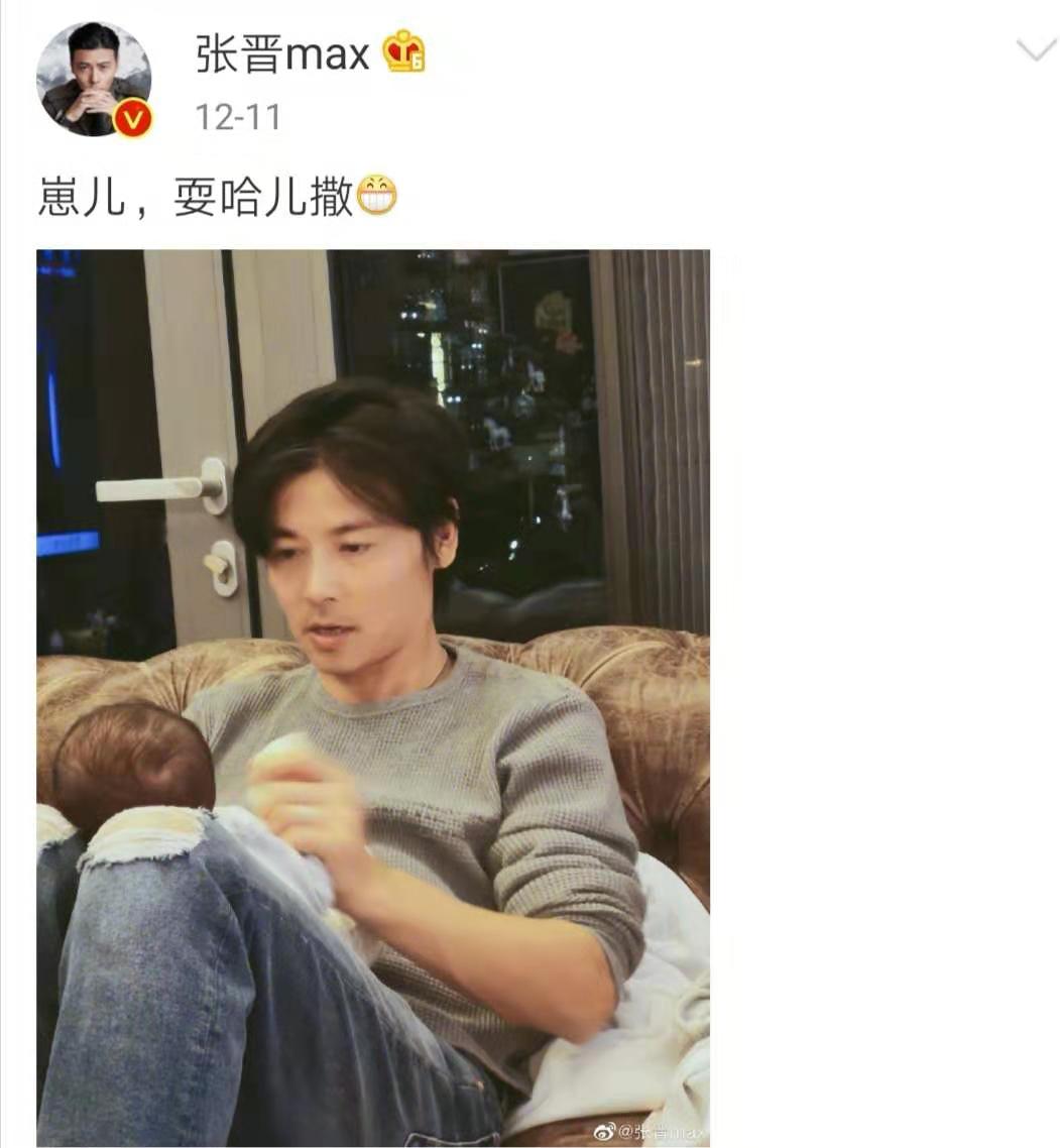 张晋父子西装亲子照,张晋的带娃日常视频
