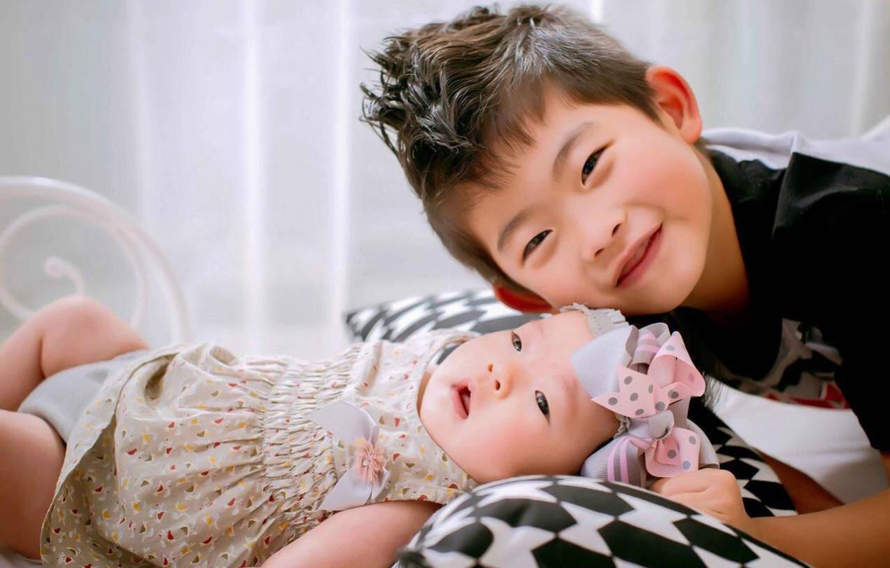 小孩有偷摸的习惯怎么教育,用手摸对宝宝有什么影响