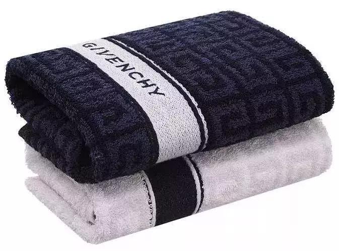 原来你也用Christy的毛巾,难怪我这么中意你