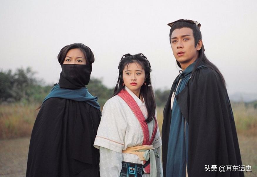 段誉为何执迷于王语嫣?不是因她美,金庸把答案藏在慕容复的身上