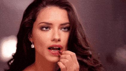 除了口红还能买什么,除了口红还有什么值得购买