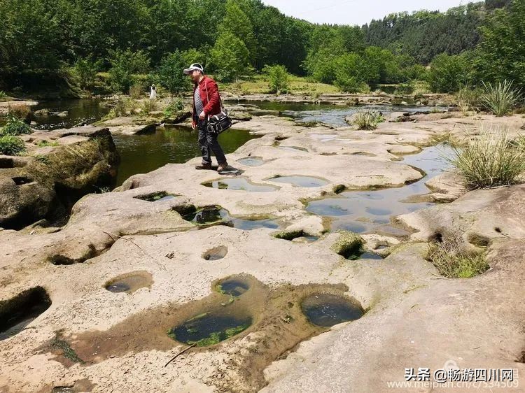 成都黄果树瀑布周边景点,成都瀑布玩水一日游