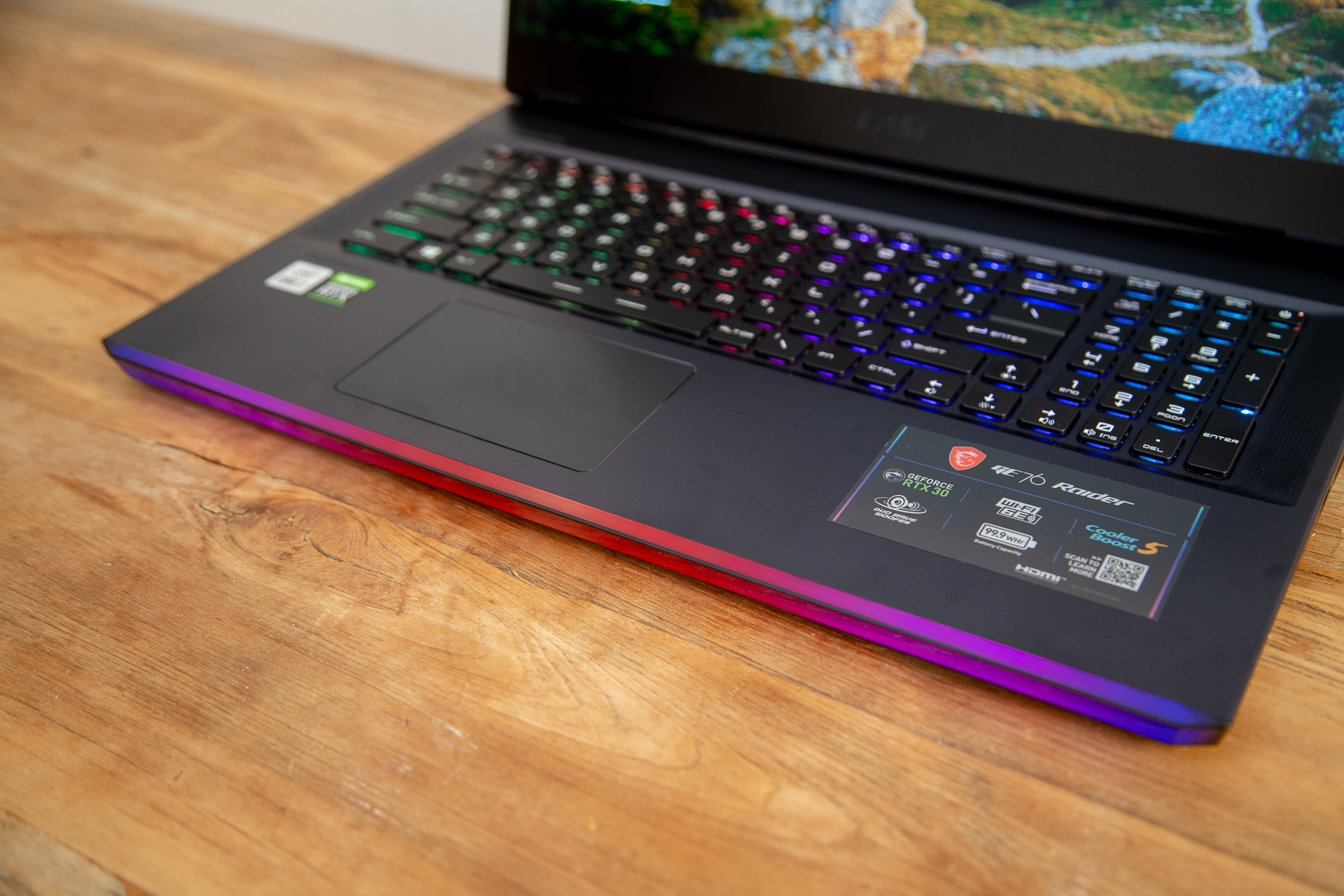 微星ge76游戏性能测试,花了2w买了一辆三菱帕杰罗