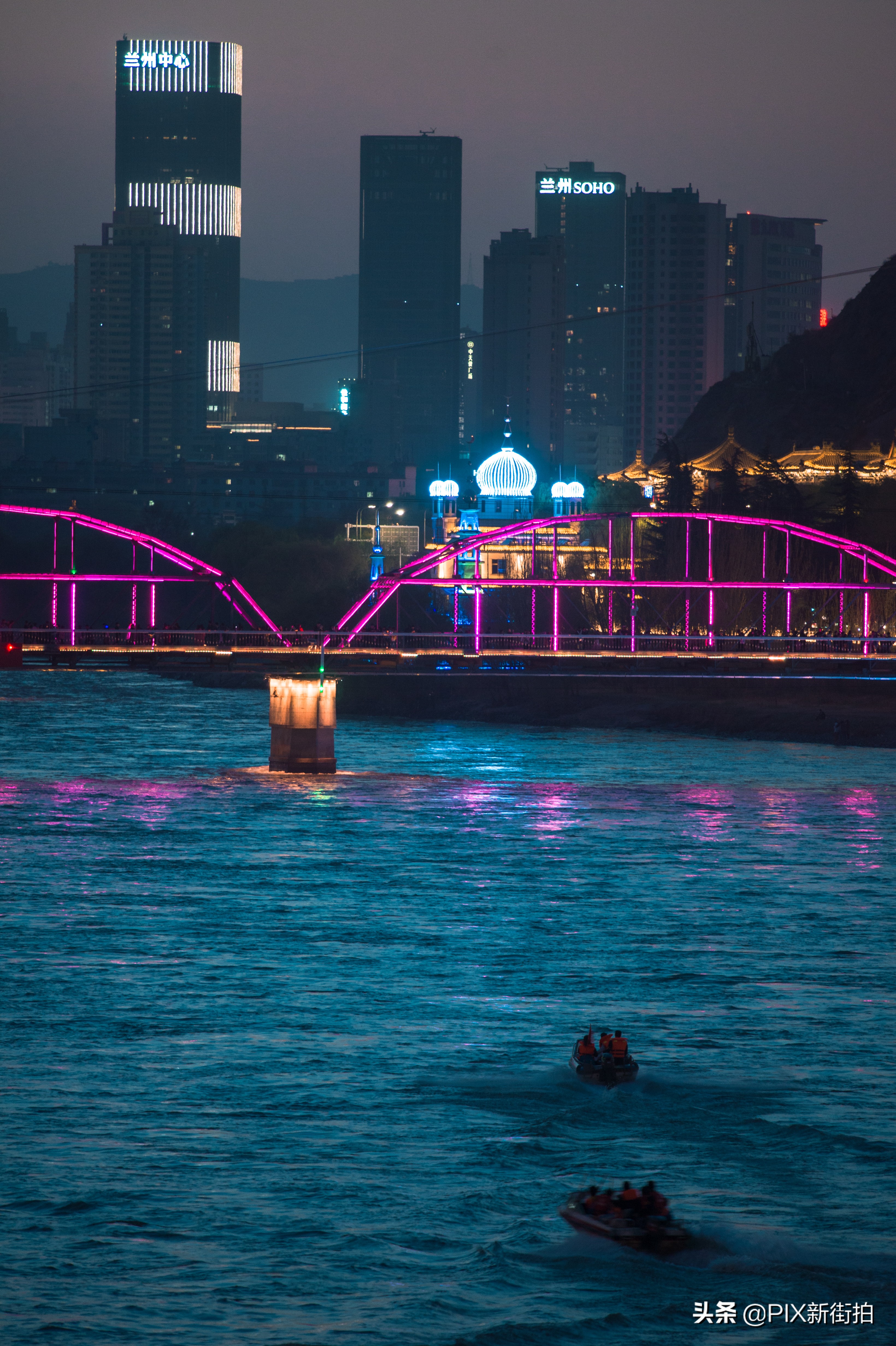 尼康70-300mmf4.5-6.3画质测评,尼康70-300和70-200f4的选择