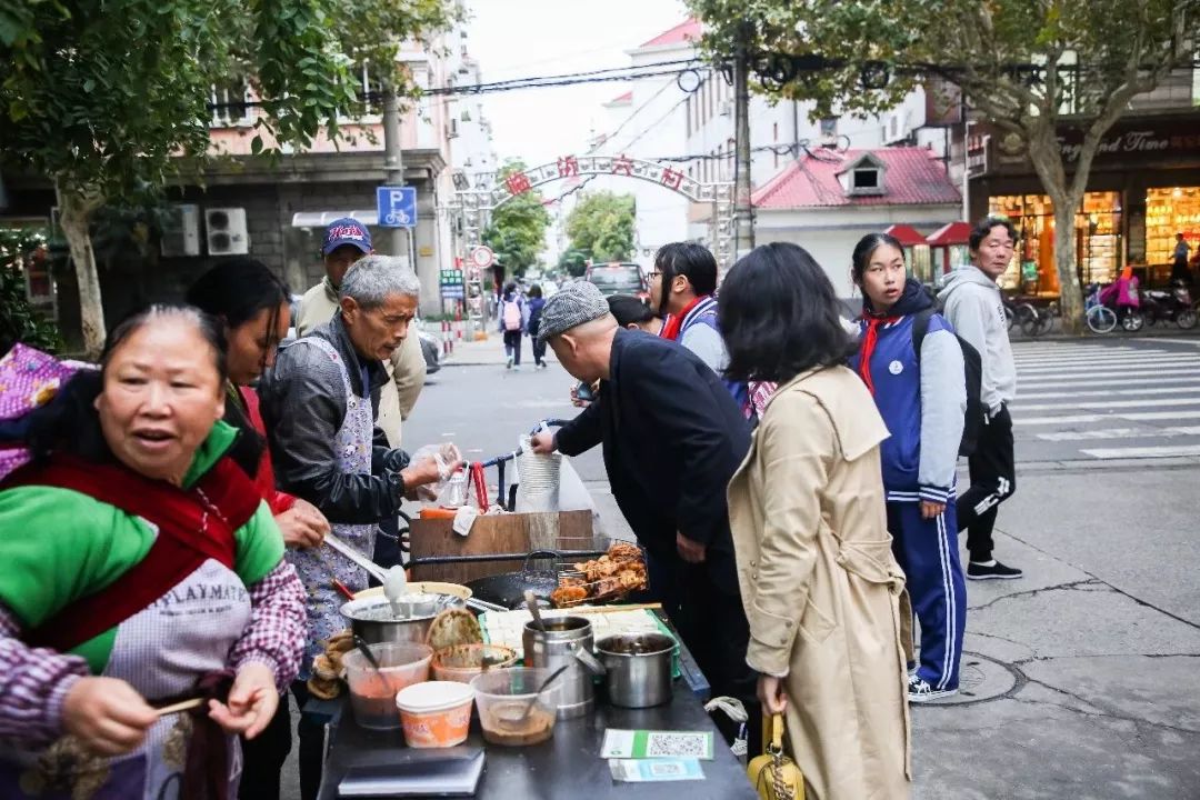 浣忓湪涓婃捣娴︿笢鏂板尯鐨勪汉,浣忓湪涓婃捣娴︿笢鏂板尯濂藉悧