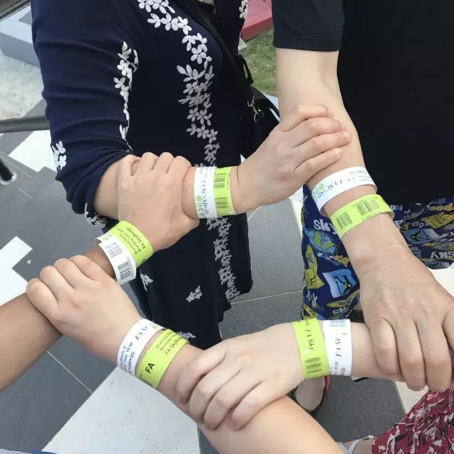 马来西亚之旅非常愉快,大玲子带爸妈去旅行马来西亚