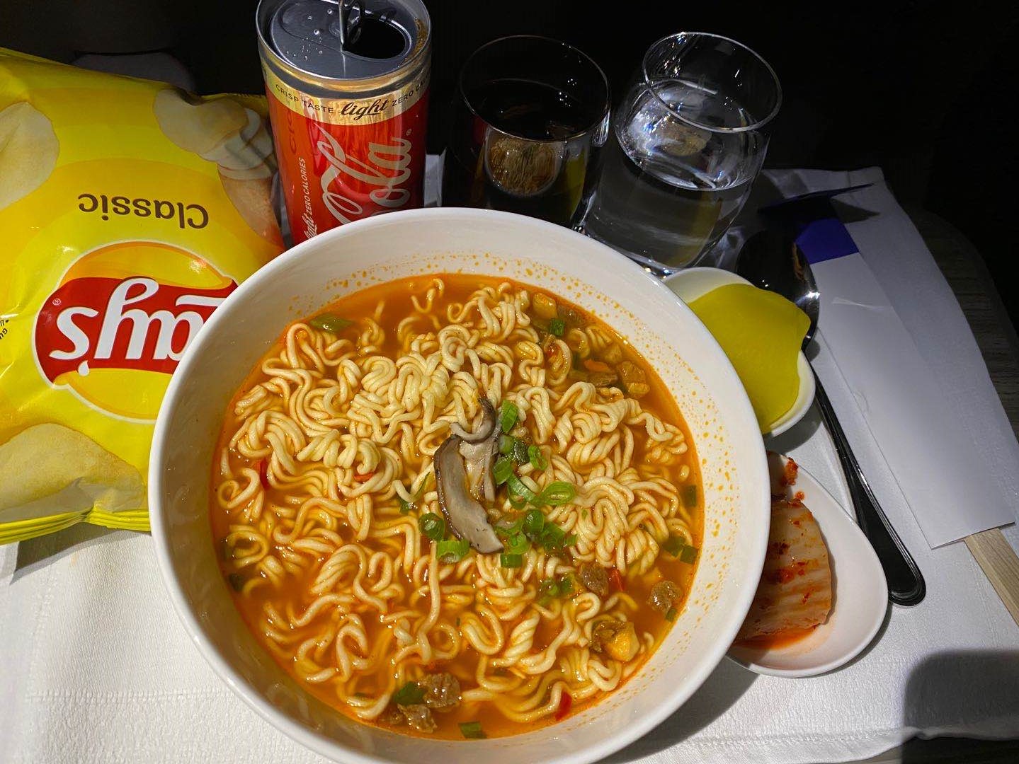 疫情期间留学生回国全过程,新冠病毒留学生回国指南