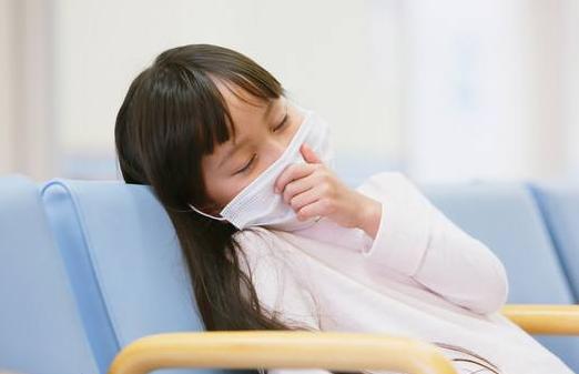 头发缺锌的症状图,免疫力低下造成头发发黄