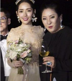 郭碧婷跟向佐谈多久才决定结婚,郭碧婷谈和向佐闪婚的原因