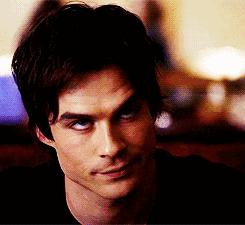 用话筒唱歌和清唱差别大,用话筒唱歌真的会变好听吗