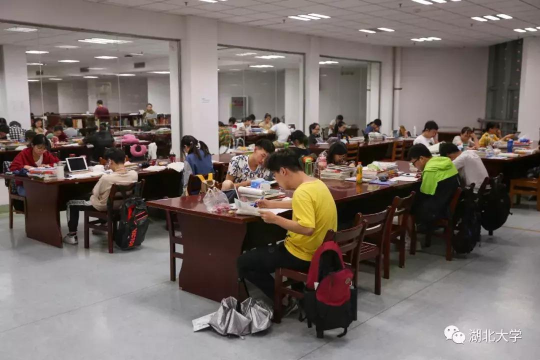 湖北大学开学第一天，湖大人上“新”了