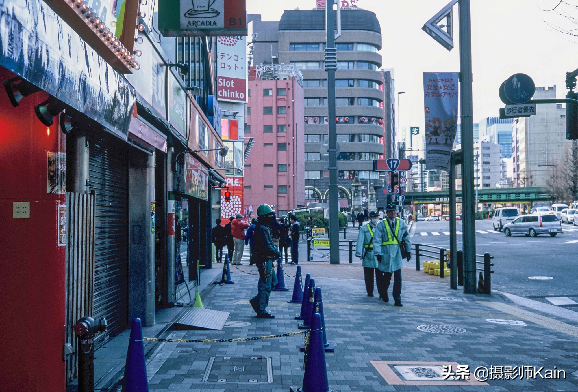 东京的一座电器市场,被称为通往二次元的入口,宅男心中的天堂