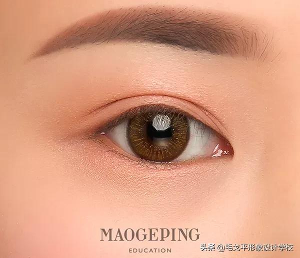 美妆眼妆教程眼睛这样画超好看,怎样画超干净的素颜卧蚕眼妆
