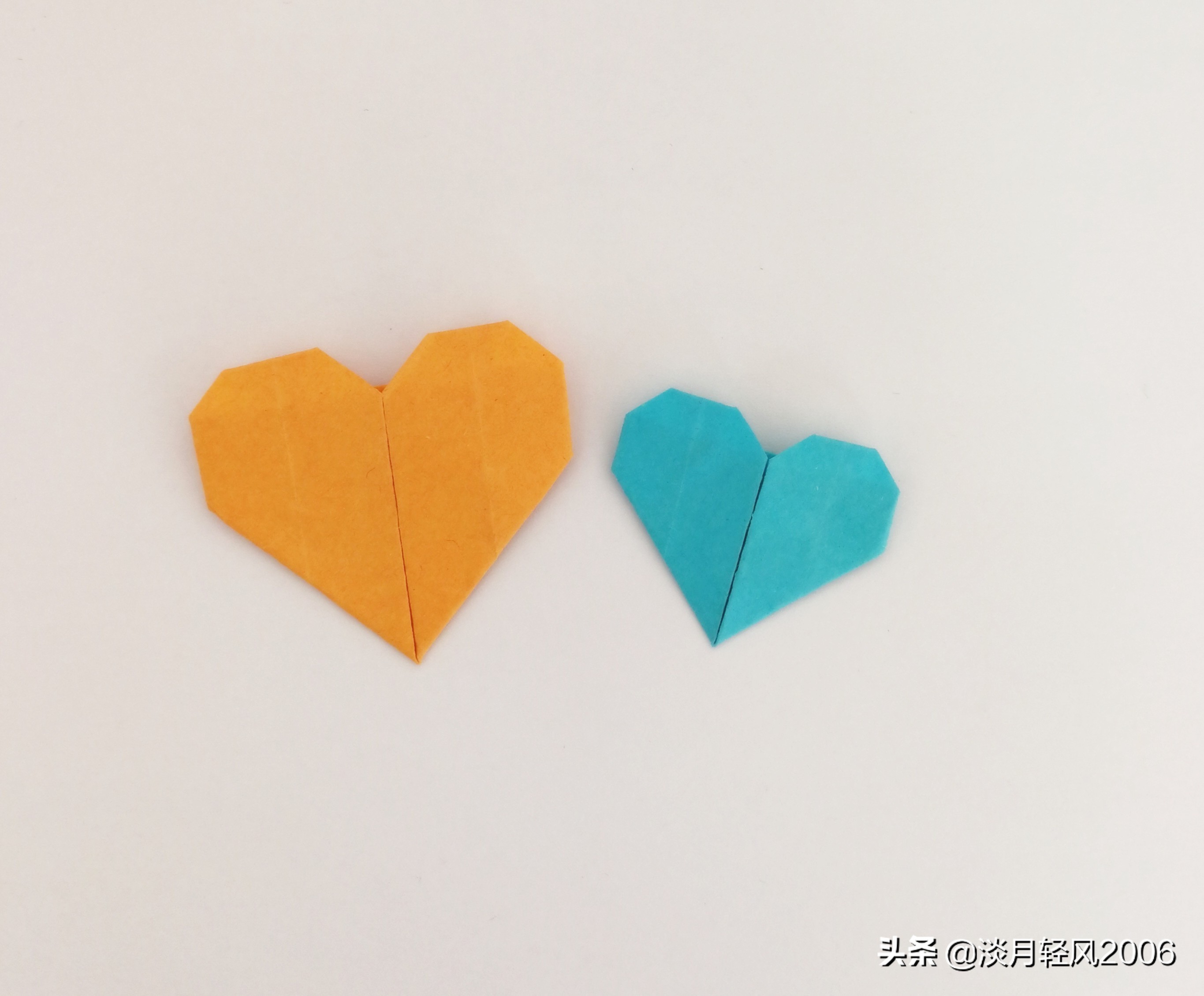 怎么用一张纸一剪刀剪很多个爱心,立体爱心怎么折简单只用一张纸