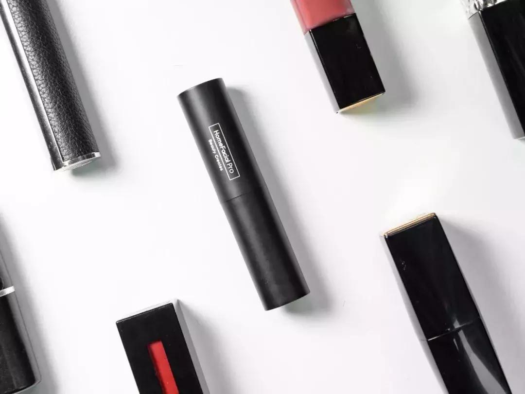 干唇星人唇膏推荐,润唇膏干唇救星好用吗