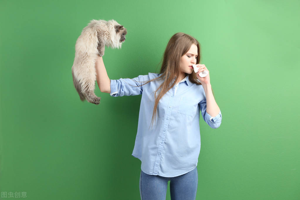 宝宝突然身上红点点是怎么回事,婴儿身上起红色的肿片状的是什么