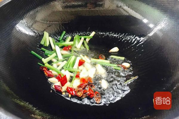 女儿最爱这道菜，做法简单，鲜美又补钙，五分钟出锅，我家常做