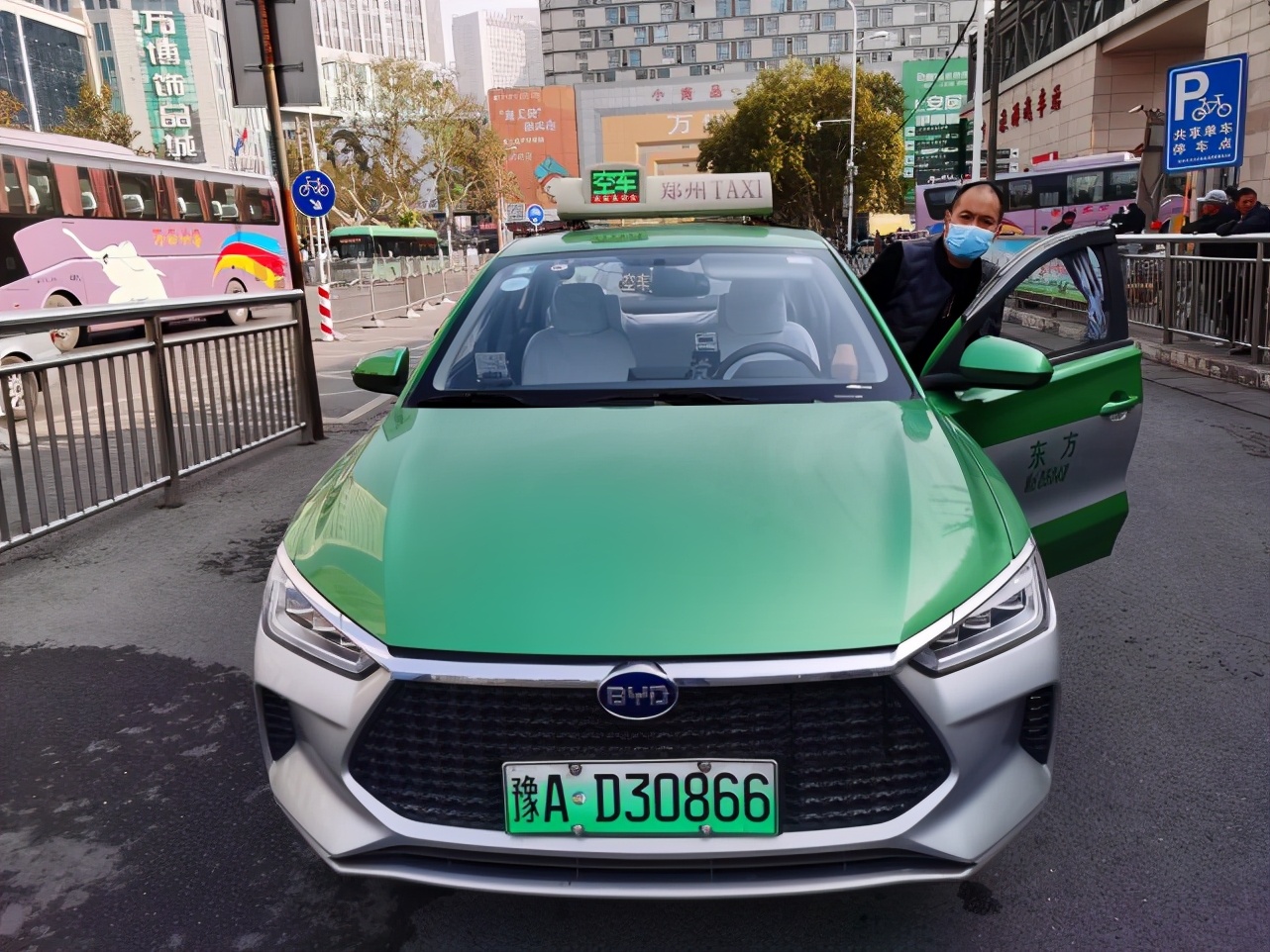 郑州换新能源出租车,郑州出租车换电车细则和公告