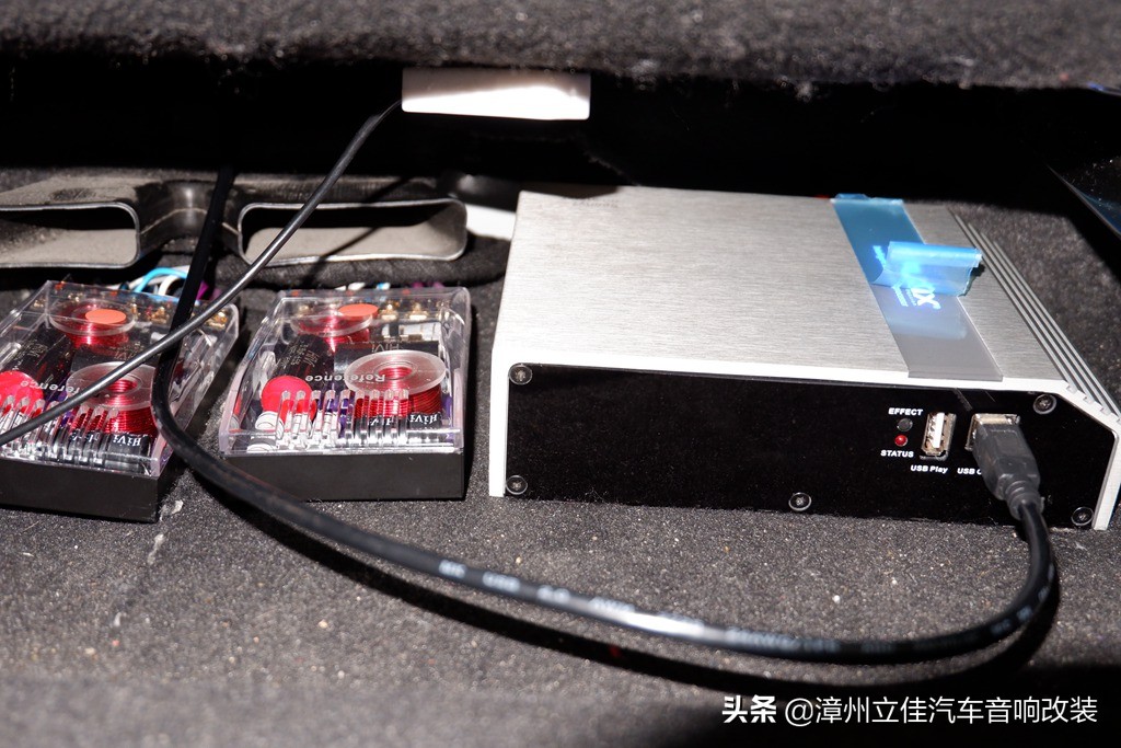 现代朗动音响改装四门喇叭,现代朗动改装提升动力