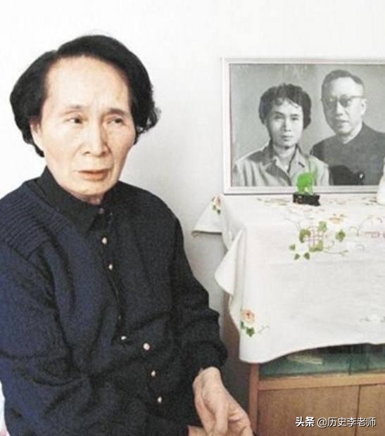 溥仪和李淑贤在游故宫,李淑贤对晚年的溥仪好不好