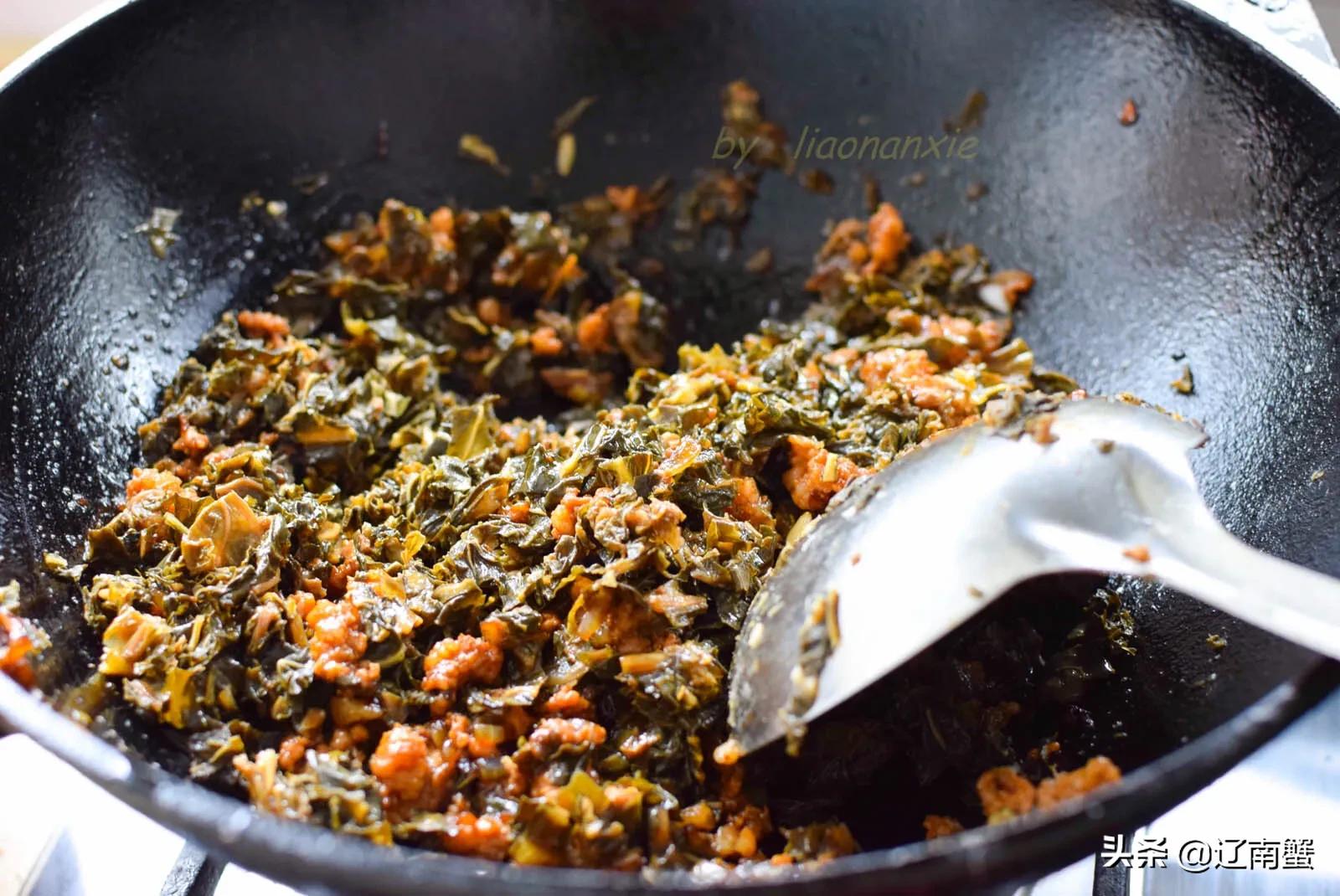 干菜包子掺什么蒸好吃,梅干菜肉包子馅蒸40分钟