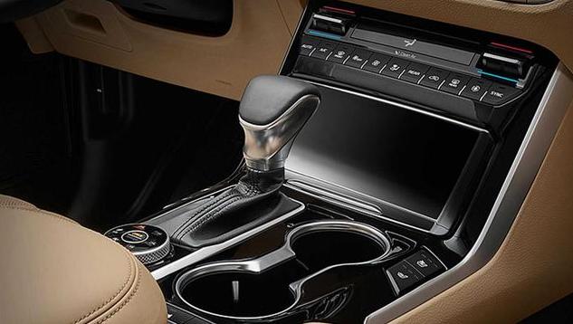 新款起亚霸锐参数配置,起亚霸锐3.0T柴油版