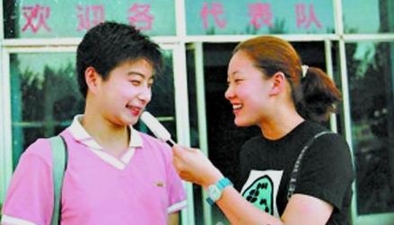 跳水女王郭晶晶和伏明霞漫画版,跳水皇后伏明霞和郭晶晶的区别