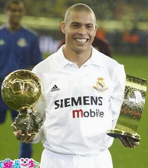 世界十大球王梅西,足球大逆袭梅西和c罗