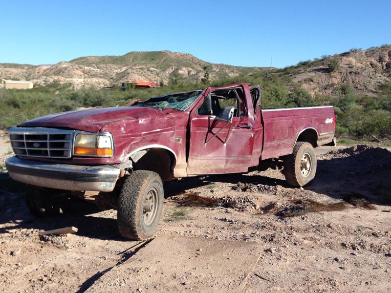 美国上万家长送娃进“集中营”受虐至死，只为治青春期叛逆？