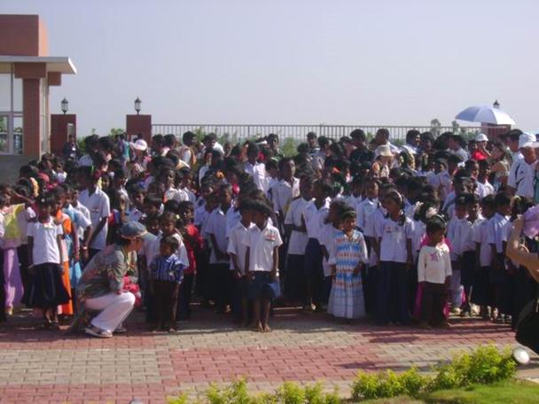 阿迪达斯鞋生产过程,adidas阿迪达斯怎么看产地