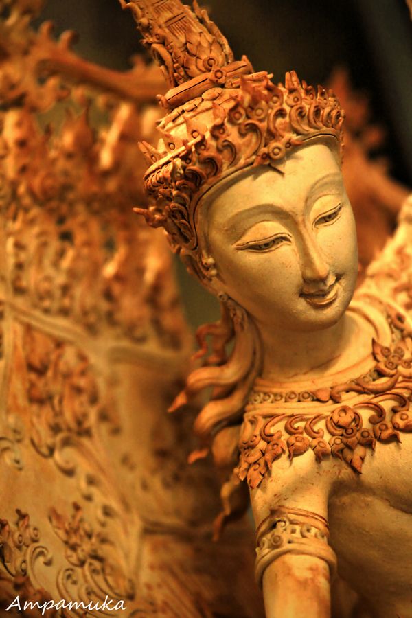 佛像和床怎么摆放,佛像和财神怎么摆放