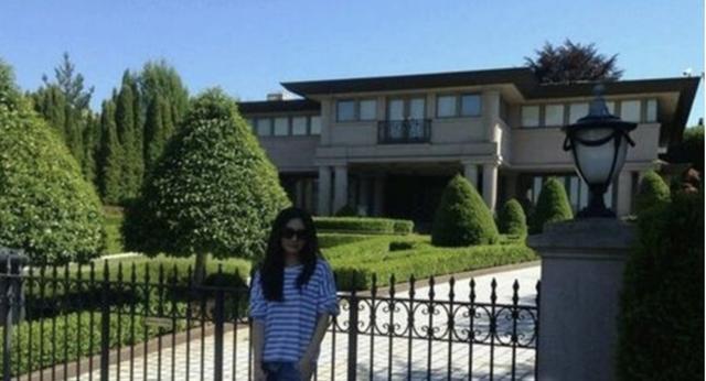 王祖贤温哥华生活,王祖贤加拿大开车购物