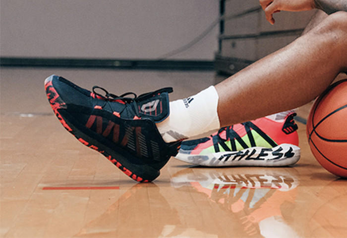 一周球鞋看台｜Kyrie6、Dame6同期发售，新黑红AJ1帅气登场