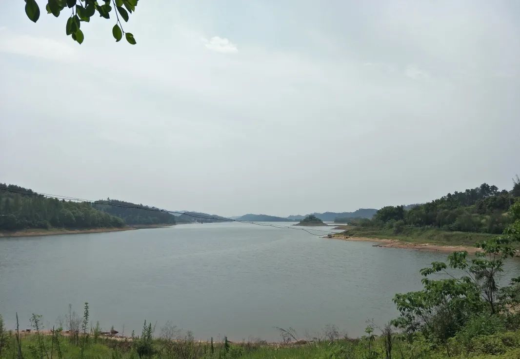 美丽隆昌我的家伴奏,美丽隆昌我的家