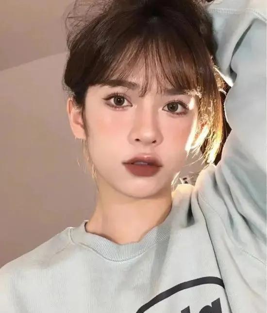 适合冬天的口红红棕色,适合冬天的口红颜色百搭