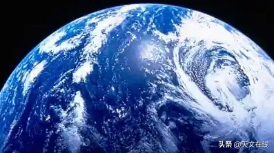 为什么地球感觉如此之大,而实际上它在宇宙中并不大?