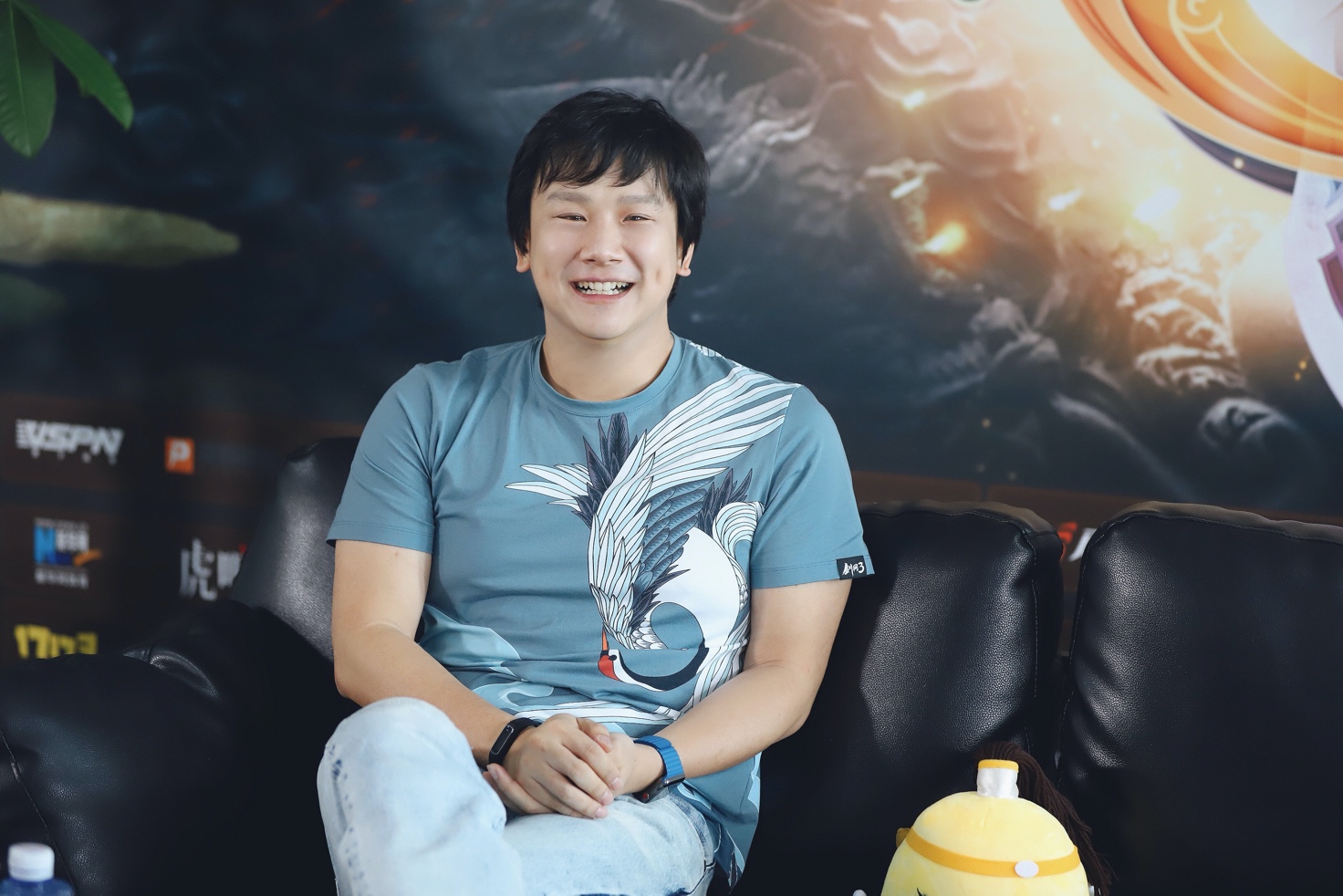 师傅逼婚徒弟，指尖江湖刷屏，西山居给玩家灌了什么药？