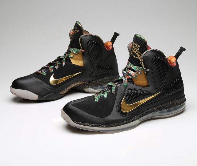 lebron詹姆斯狮子标球鞋,lebronwitness5詹姆斯实战篮球鞋