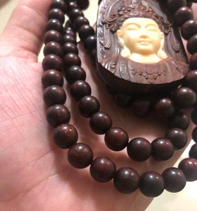 小叶紫檀手串乌了怎么办,小叶紫檀发乌怎么挽救