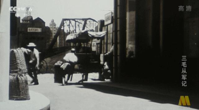 “我们都是小把戏”，这部92年神作，对成人世界的暗讽不输周星驰