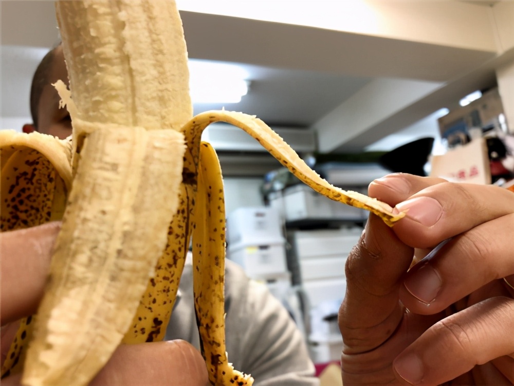 日本香蕉可以带皮吃吗,日本香蕉50元