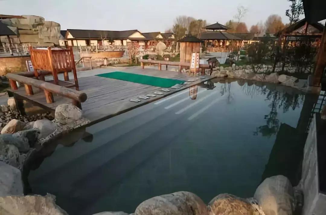 华山周边旅游攻略夏天,华山旁边有温泉