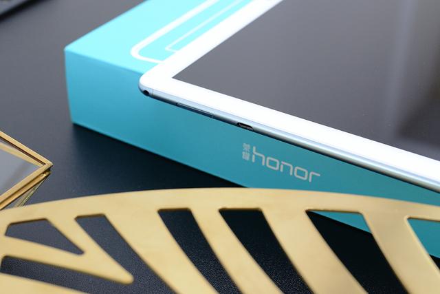 荣耀平板五八寸是搭载多少处理器,荣耀平板五用的是什么屏幕