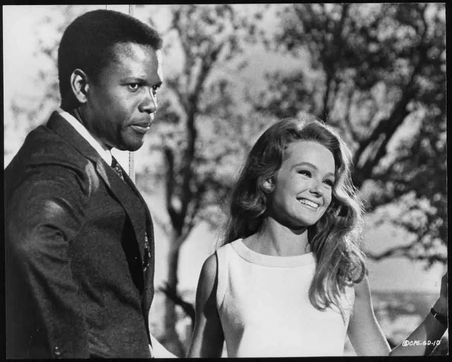 白雪公主变黑炭公主,白雪公主变成听话人偶