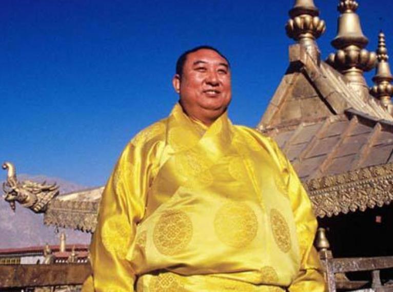 十世班禅活佛,40岁娶19岁开国上将外孙女,育有一女现在怎样