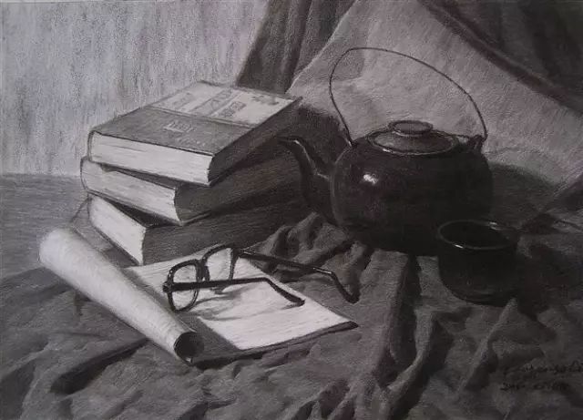 素描衬布的画法和步骤,你掌握了平面图的绘画方法了吗