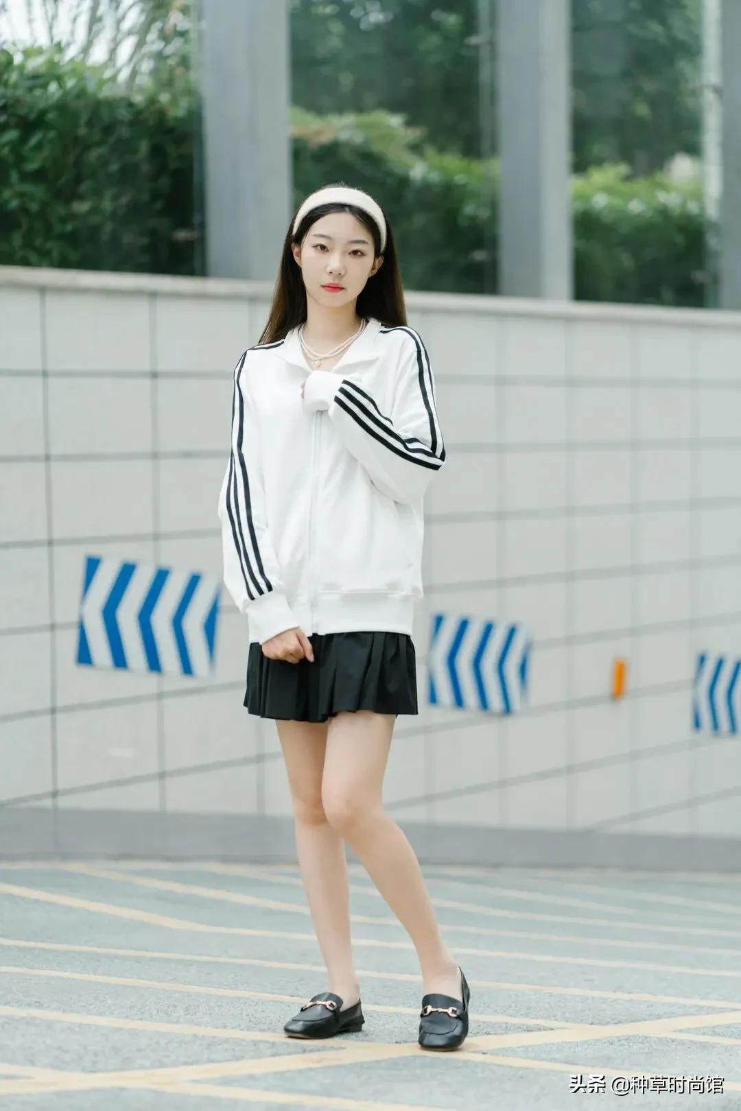 你还在穿普通卫衣吗,为什么你穿的卫衣总是又low又土