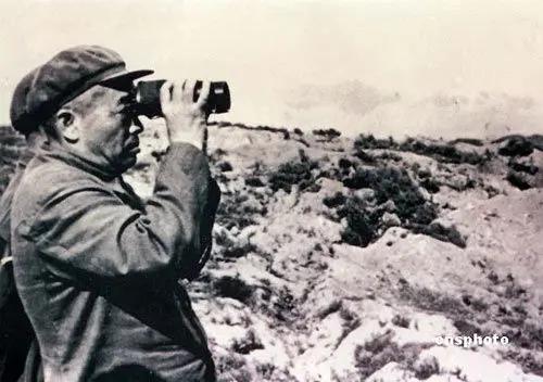 10位开国元帅,为何只有三位被毛主席称为老总,他们做了什么?