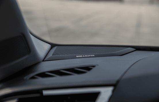 2022奥迪q345tfsiquattro,奥迪q3全时四驱与q5适时四驱