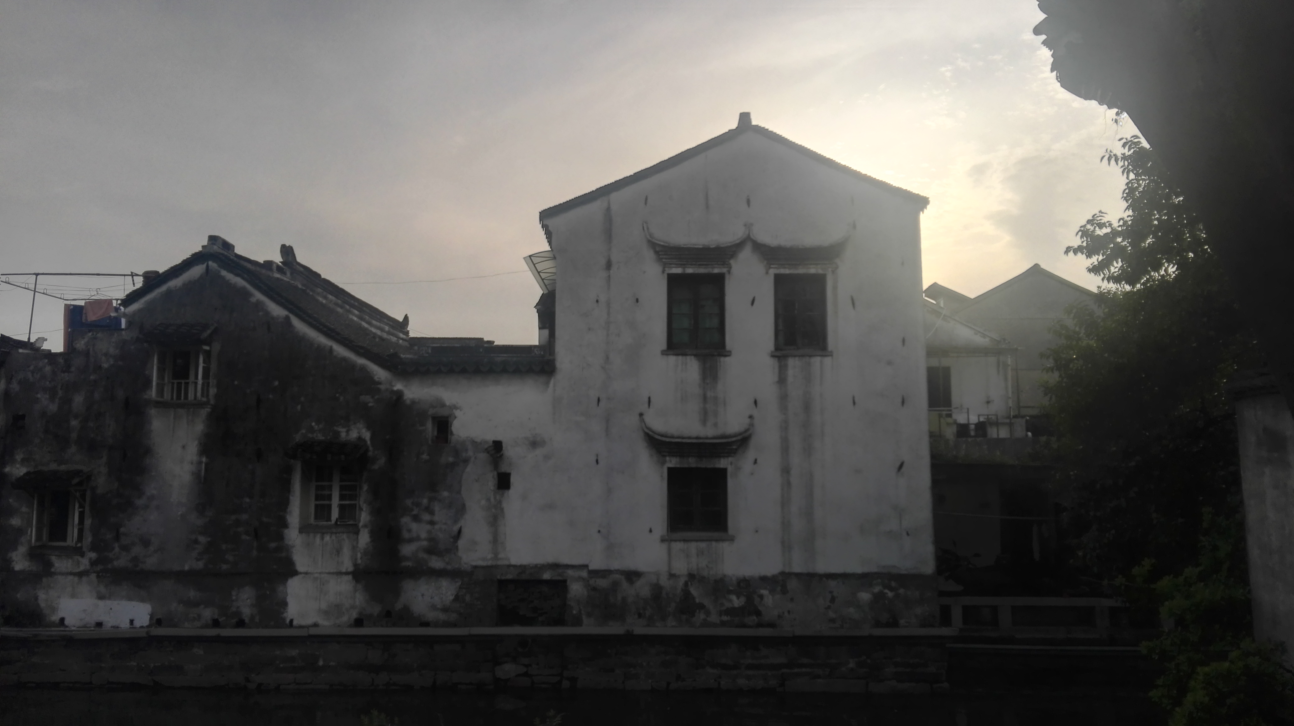 夜游苏州古城领略江南美食,苏州夜游古运河上吃饭